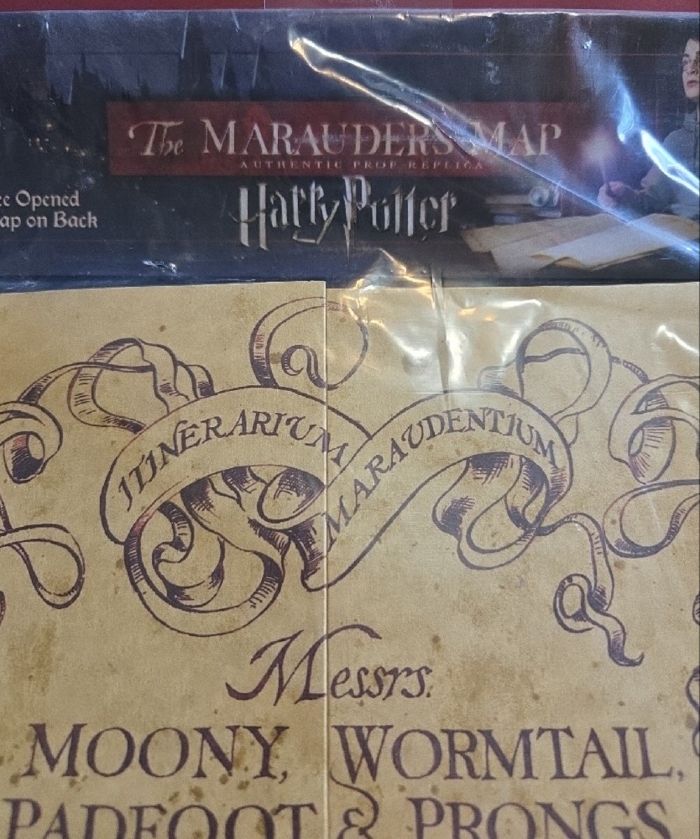 Harry Potter Marauder's Map Collectors Map - Harry Potter/Noble Collection - Picture 5 of 7
